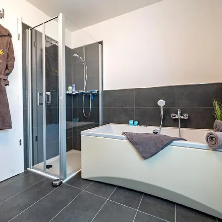 Schleivilla Lootsen Hus By Seeblick Ferien Oro Olpenitz